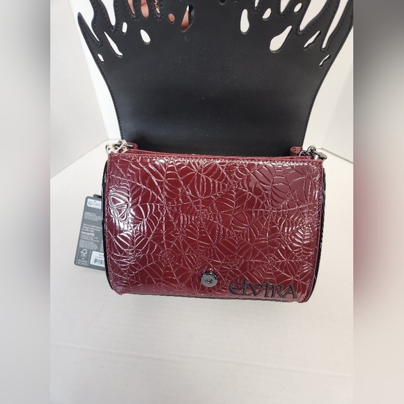 Loungefly Elvira Mistress Of The Dark Crossbody NWT Red/Black Spiderweb Goth - Picture 3 of 16